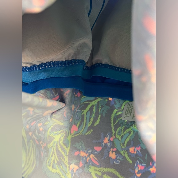 Lilly Pulitzer Women's Tropical Print Tank Top - Blue and Green - Picture 4 of 7